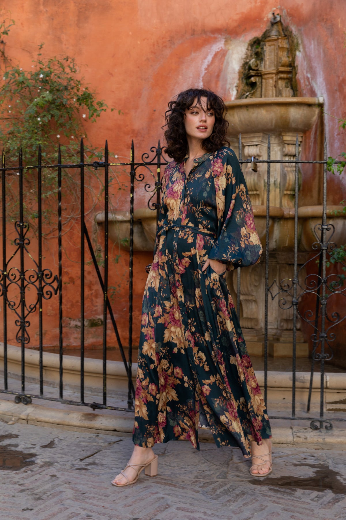 Zylvia Raglan Sleeve Maxi Dress